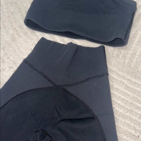 Aerie Women's Black Shorts Set - Picture 2 of 4